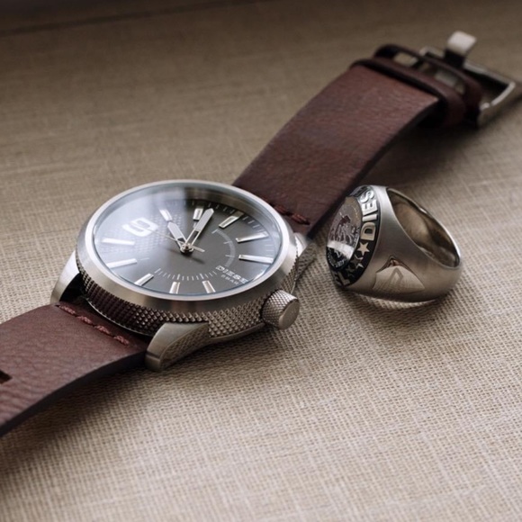 DIESEL • Rasp Brown Leather Watch DZ-1802 New Battery Ready To Wear Incl… - Picture 5 of 5